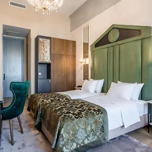 **** Otel Orbeliani Gürcistan