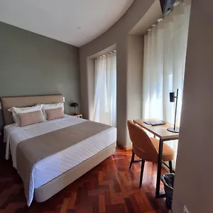 ** Otel Alicante Portekiz