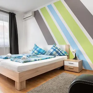 https://lux-apartmanok.hotels-hajduszoboszlo-hungary.com